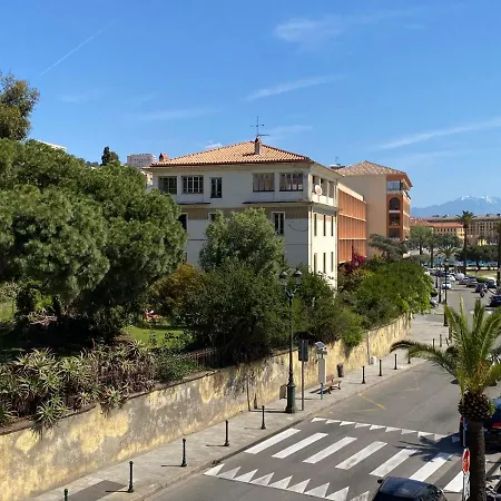 50m2 Pied Dans L'eau Appartamento